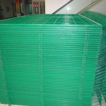 Black Welded Wire Fence Panels 75*100mm Chain Link Fence Wire Mesh Fence