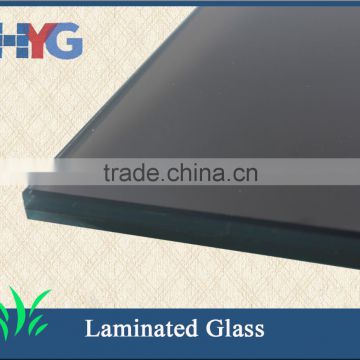 Clear laminated glass in building windows and doors