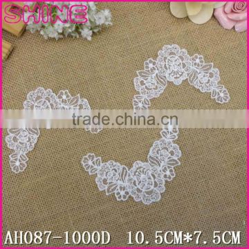Factory Cheap 10.5*7.5cm Water Suloble Floral Nylon Small U shape collar motif