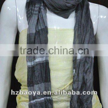 2012 Woman autumn one side stripped scarf