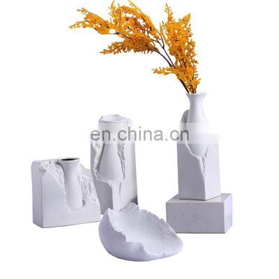 Minimalist Pure White  Modern Creative Hand Made Flower Vase Ceramic For Home Decoration