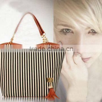 beautiful design nonwoven fabric handbags for adult