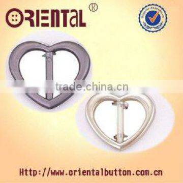 11.5-50mm heart shape plastic garment buckle