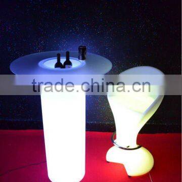 light coffee table/event furniture/bar furniture