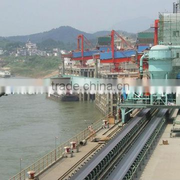 Rail mounted mobile type ship unloader for cement