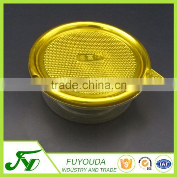 Wholesale food grade round plastic cake box with golden lid
