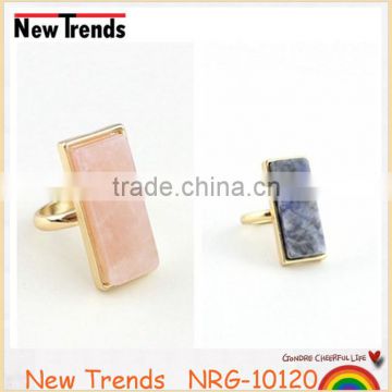 Hot sell pink natural quartz stone ring, fashion natural stone ring