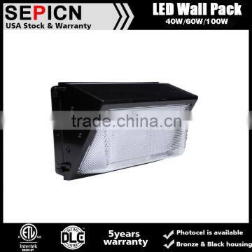 IP65 120lm/w 40W ETL DLC LED Outdoor Wall Lights 5 years warranty