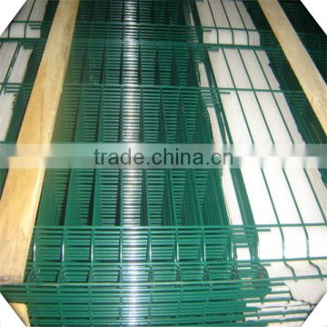 high quality galvanized welded wire fence panels / welded fence panle price
