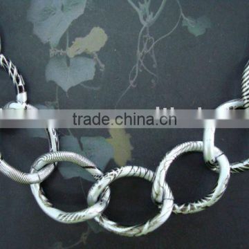 White Color With Black Line Necklace Chain 4mm Thickness