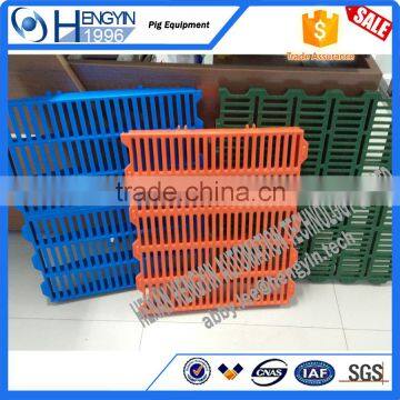 Top factory direct sale small animal farm equipment sol plastique lattes for pig goat poultry