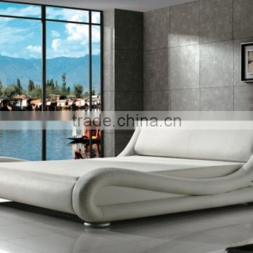 Italian design best selling curve white leather bed