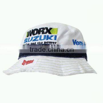 White mens fashion hat with embroidery & black band bucket