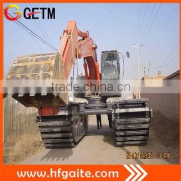 Amphibious excavator for water reservation
