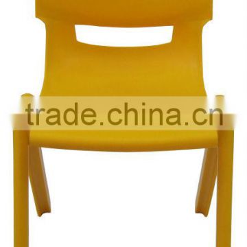 Lovely Modern Indoor and Outdoor Plastic Chair
