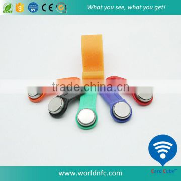 Small and Portable Uniqueness iButton Electronic Keyfobs for Access Control