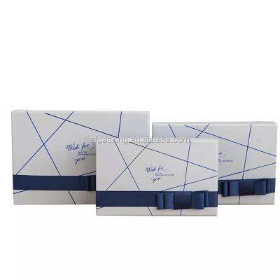 Valentine clothing gift packaging paper boxes with lid