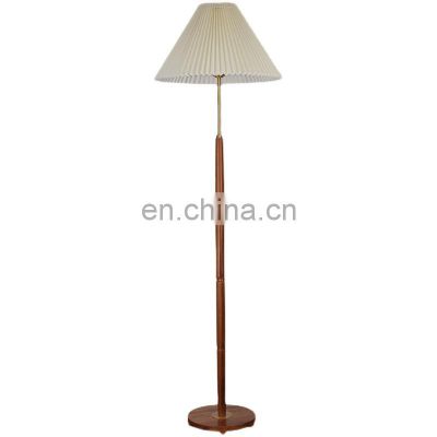 Modern Nordic Led Corner Standing Floor Lamps Wood LED Floor Lamp for Living Room Solid Lighting