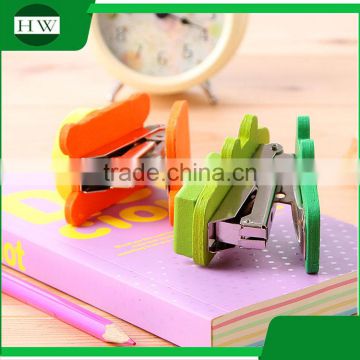 wooden mini portable office stationery funny cartoon animal shaped manual paper stitcher stapling machine stapler