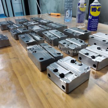2020 ISO9001 good manufacturer with ±0.005-±0.01 precised tolerance mold components