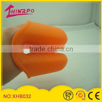 Wholesale silicone gloves for cooking or baking