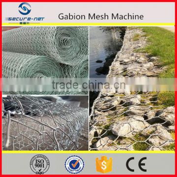 Automatic hexagonal gabion box wire net weaving machine