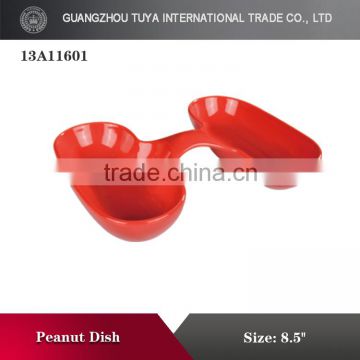 Two compartment dishs oval dish combination for snake sauce