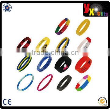 new cool whosale silk print silicone wristband, engrave logo silicone bracelet, custom cheap bulk silicone wristband factory