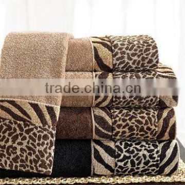 The leopard color Cotton Towels for the bathroom