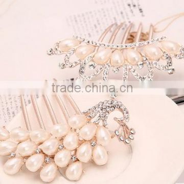 Bella rhinestones and pearl comb wedding accessories for bride