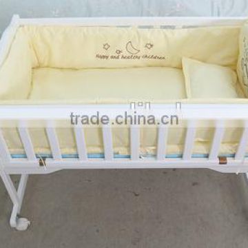 High-end Solid Pine Fashion Baby Bed With Cradle