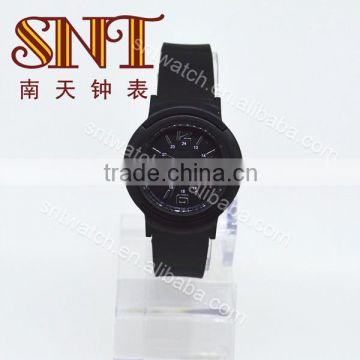 Custom plastic watch with black case and band