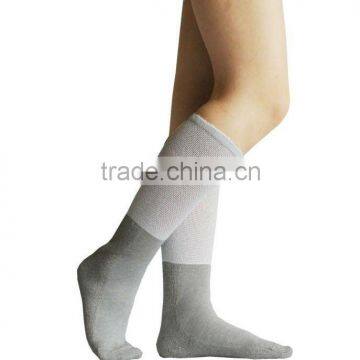 loose long diabetic socks