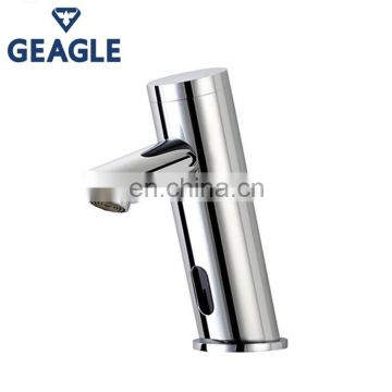 Geagle Automatic Sensor Faucet Cold and Hot Single Handle Bathroom Electrical Basin Robinet Faucet ZY-8906
