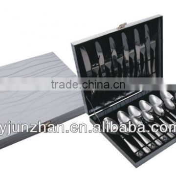 Stainless steel 24pcs cutlery spoon fork knife with silver wooden box and low price