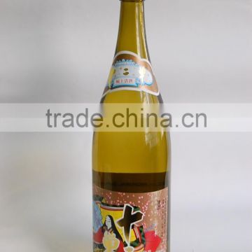 Alcohol 14% Japanese Sake with bottles