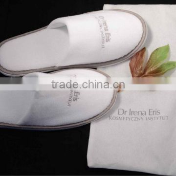 hotel slipper with shoe bag