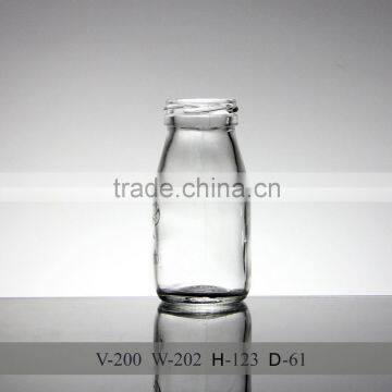 factory supply 200ml milk juice glass bottle with metal lid, juice beverage bottle