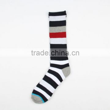 Design Multi-Color Fashion Stripe Mens Women's Socks