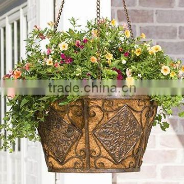 hanging basket with coco liner
