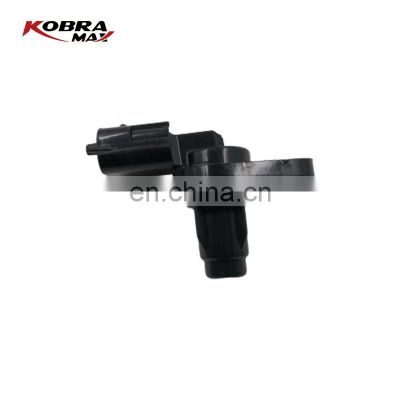 Auto Parts Crankshaft Position Sensor For PIAGGIO 832963 For OPEL 93310500