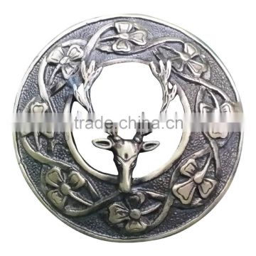 Stag Design Piper Plaid Brooch In Antique Finish Made Of Brass Material