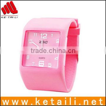 Cheap Silicone Unisex Watch made in China