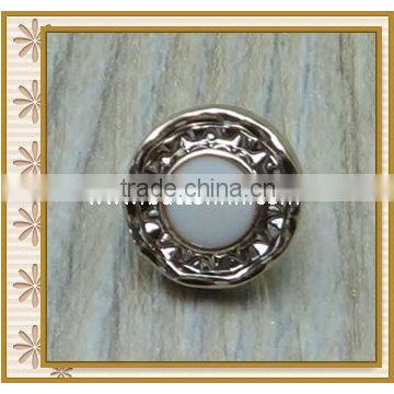 factory wholesale metal rhinestone skull button