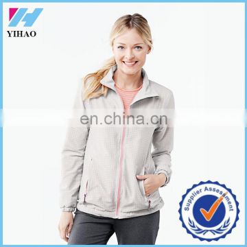 Yihao trade assurance Wholesale women clothing sportwear Woven Jacket