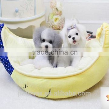 2016 new product moon shape cutest dog beds