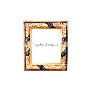 Antique wooden ornate decorative delicate European style picture frame