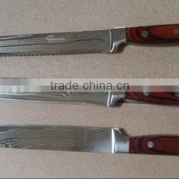 Bread knife with Pakkawood Handle Damascus steel