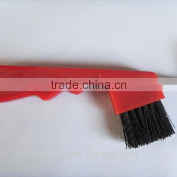 plastic horse hoof pick with brush for cleaning