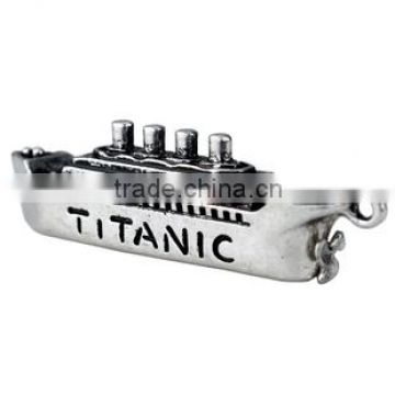 Wholesale New Design Fashion Titanic Model Crystal Rhinestone Metal Keychain Tourist Souvenirs Keychain KC11696